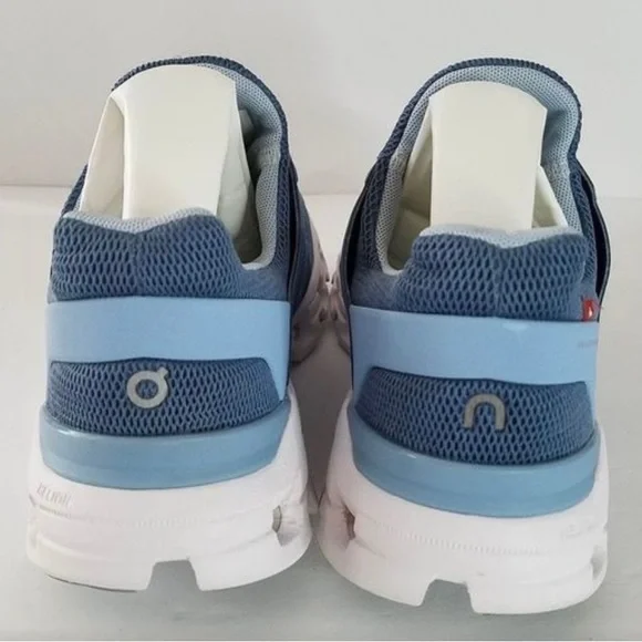 On Cloudswift Running Shoe Blue Lake/Sky, Size 10 - Picture 4 of 9